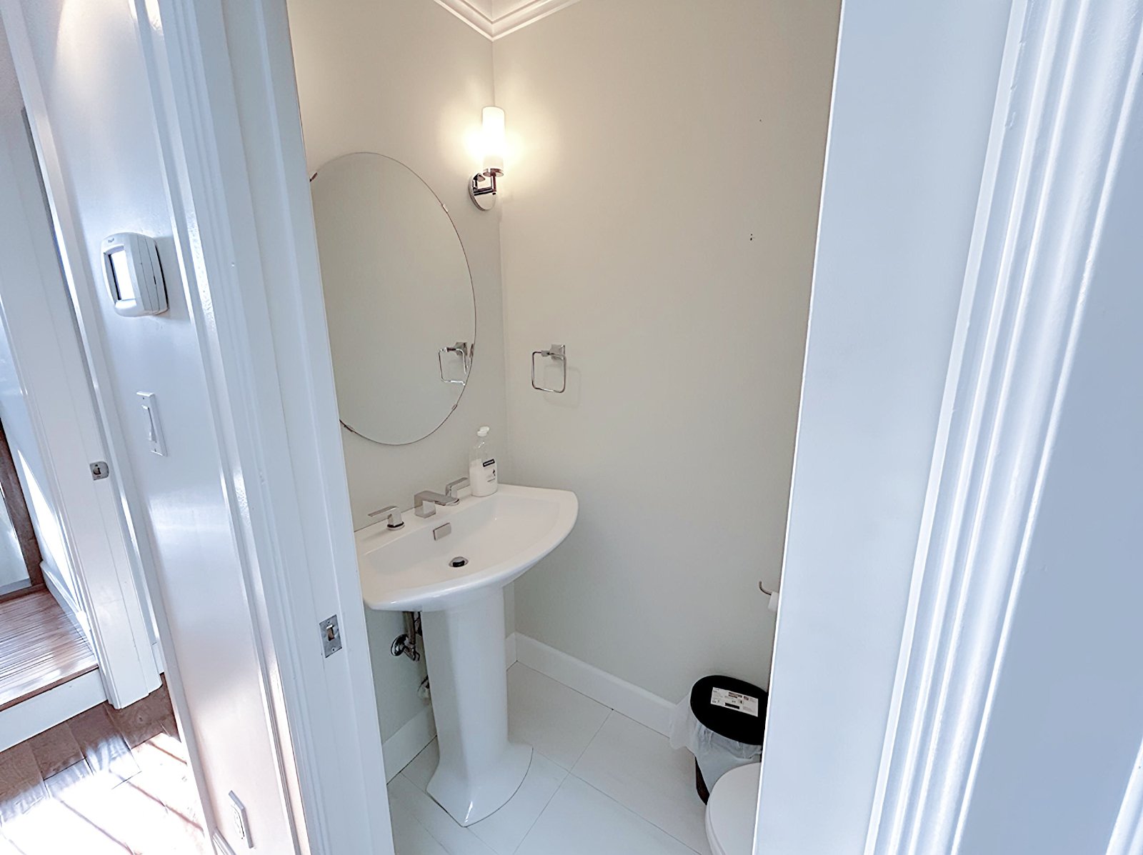 Room in House for Rent - 817 Edgar Ave, Coquitlam, BC 5